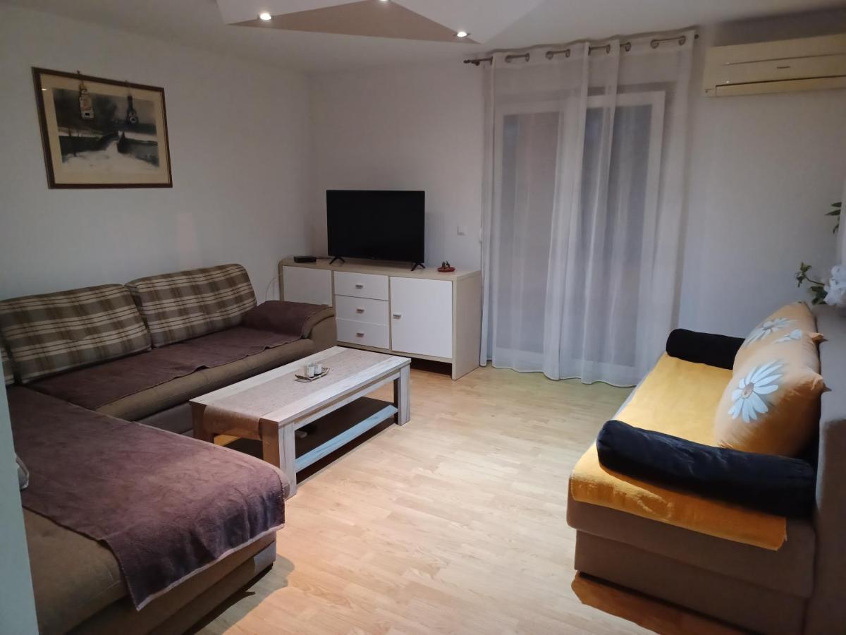 Senoina Ulica 36 Jm Apartment Pula Bagian luar foto